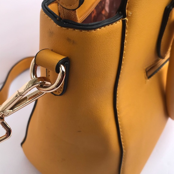 Handbag - Picture 5 of 7